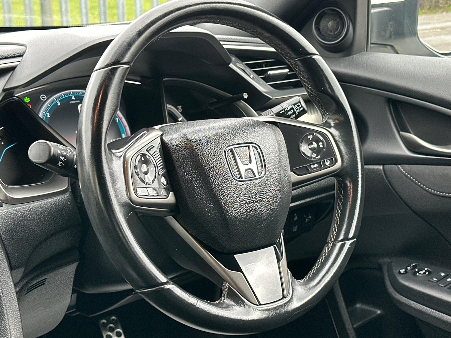 Used Honda Civic 2018 for sale - 78127920: Photo 72