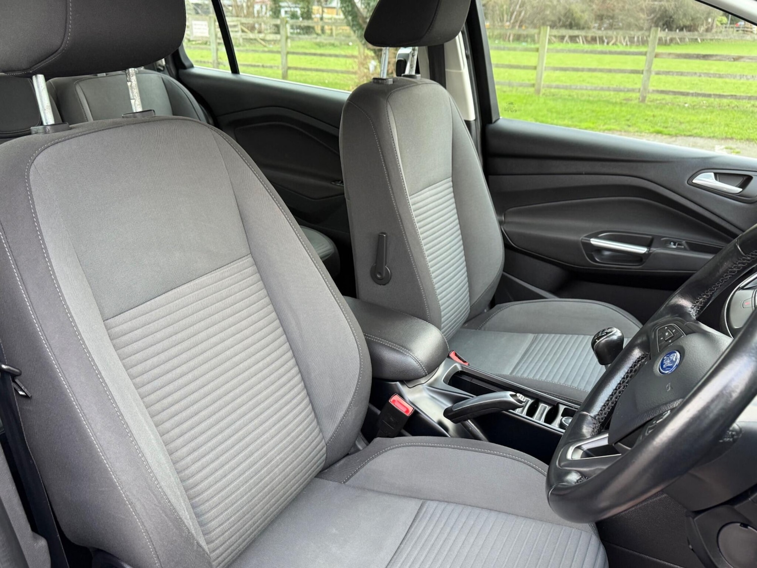 Used Ford Grand C-Max 2015 for sale - 76984901: Photo 17