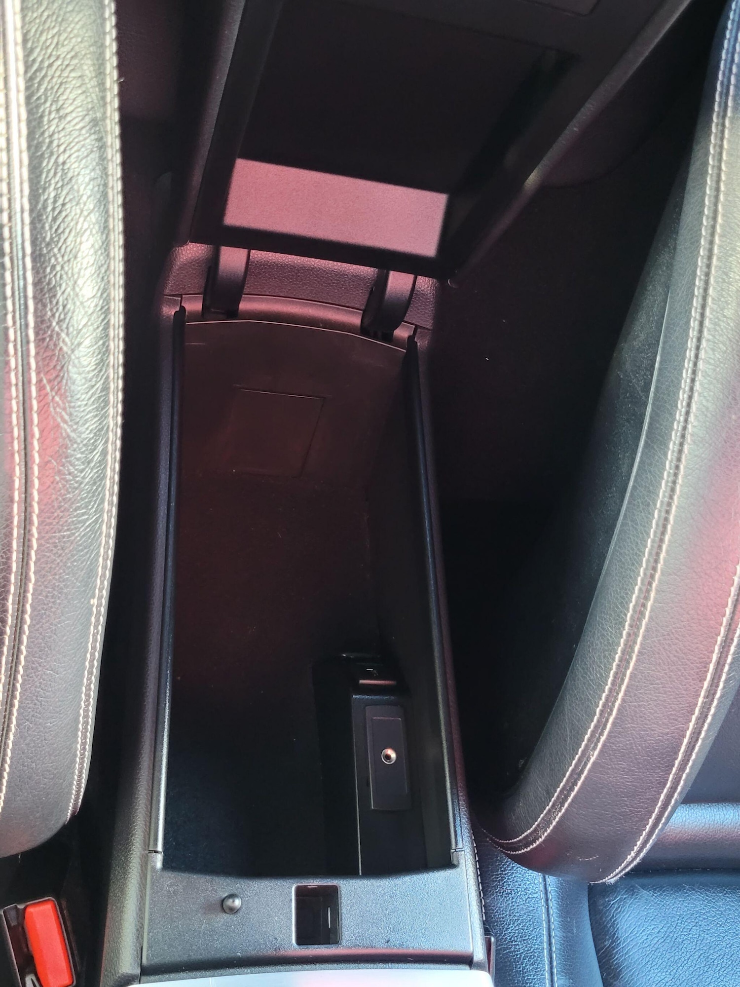 Used Mercedes-Benz SLK 2013 for sale - 76831783: Photo 46