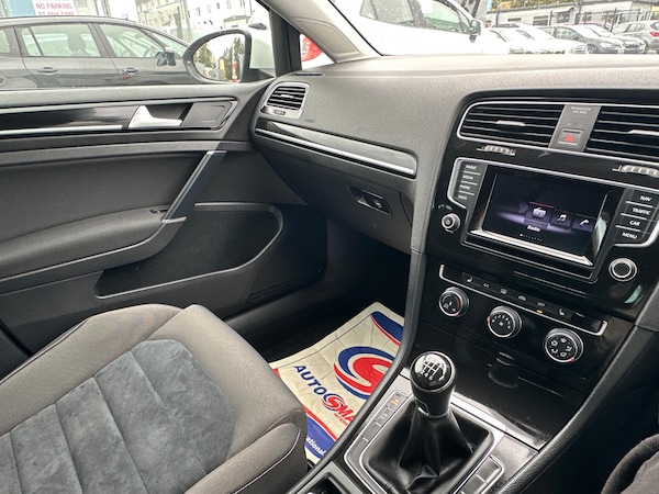 Used Volkswagen Golf 2013 for sale - 76024763: Photo 11