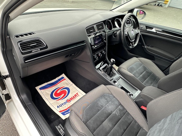Used Volkswagen Golf 2013 for sale - 76024763: Photo 19