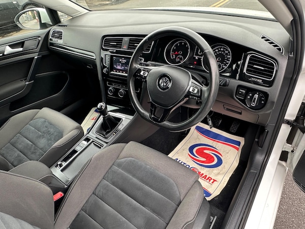Used Volkswagen Golf 2013 for sale - 76024763: Photo 23