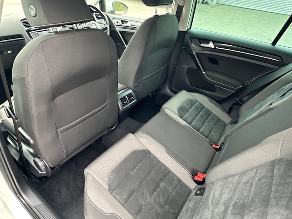 Used Volkswagen Golf 2013 for sale - 76024763: Photo 29