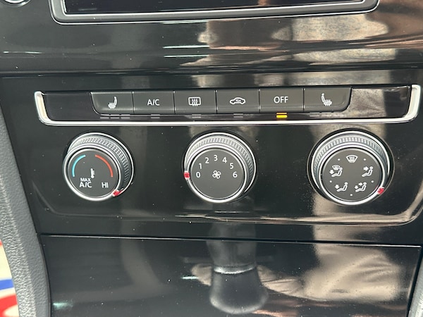 Used Volkswagen Golf 2013 for sale - 76024763: Photo 38
