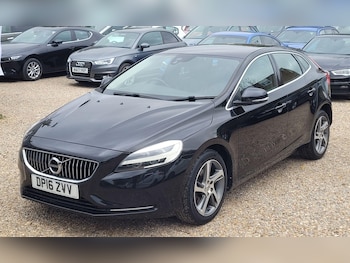 Used Volvo V40 2016 for sale - 78689470: Photo