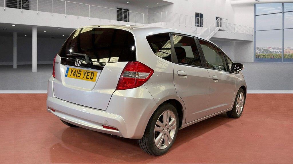 Used Honda Jazz 2015 for sale - 76083818: Photo 4