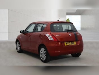 Used Suzuki Swift 2013 for sale - 79509641: Photo