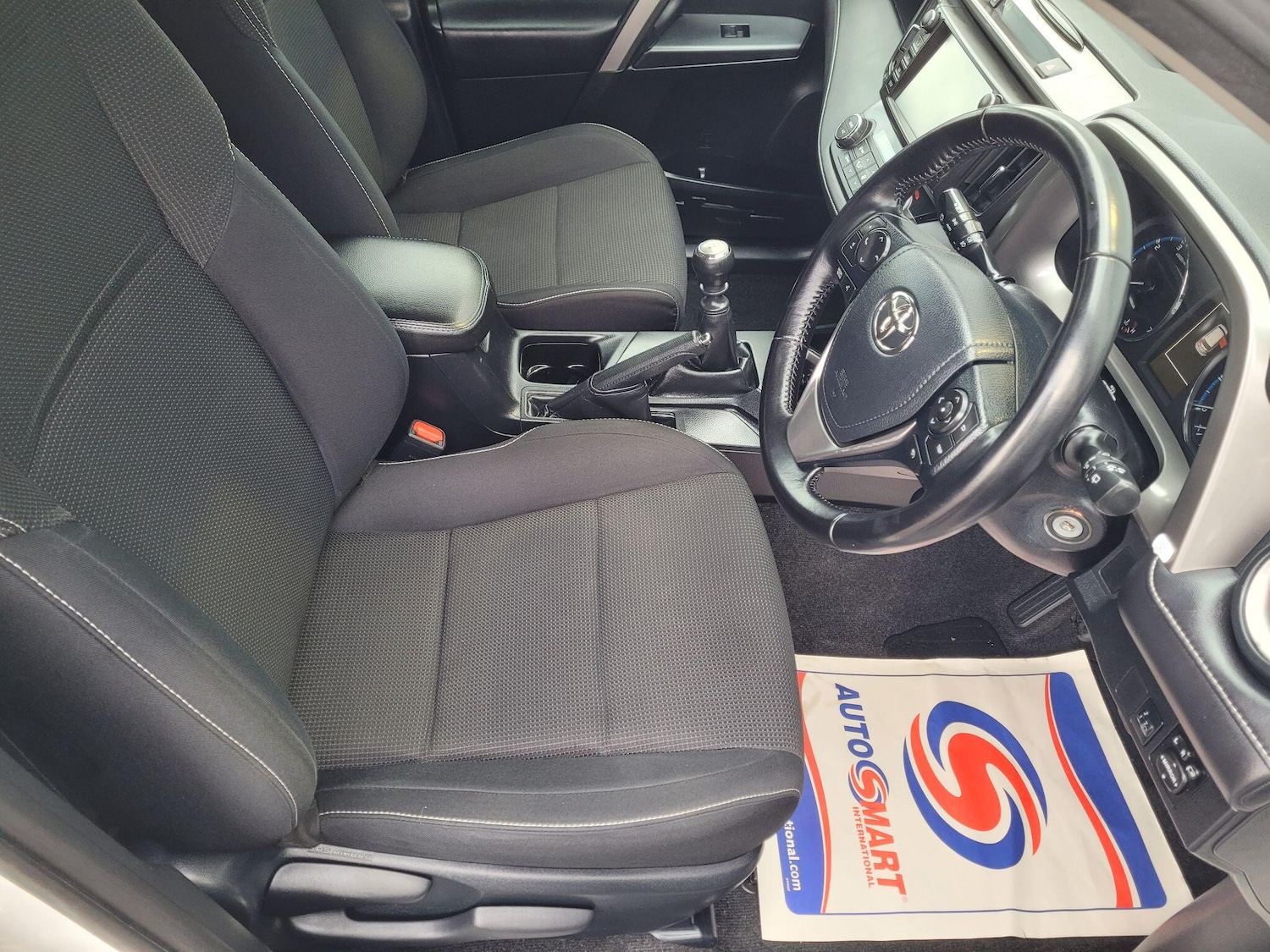 Used Toyota RAV4 2016 for sale - 76831777: Photo 24