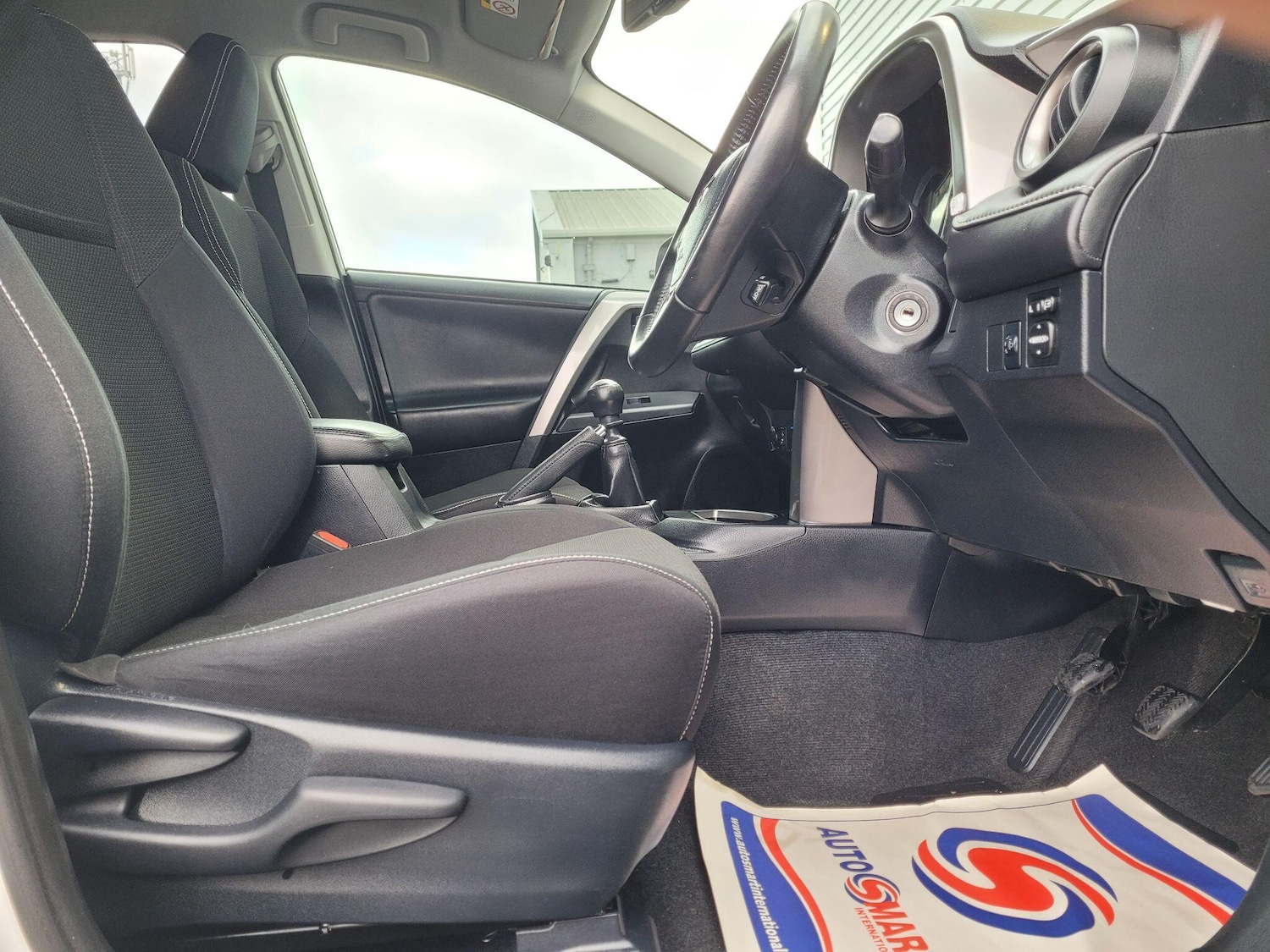 Used Toyota RAV4 2016 for sale - 76831777: Photo 25