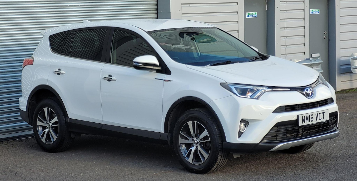 Used Toyota RAV4 2016 for sale - 76831777: Photo 5