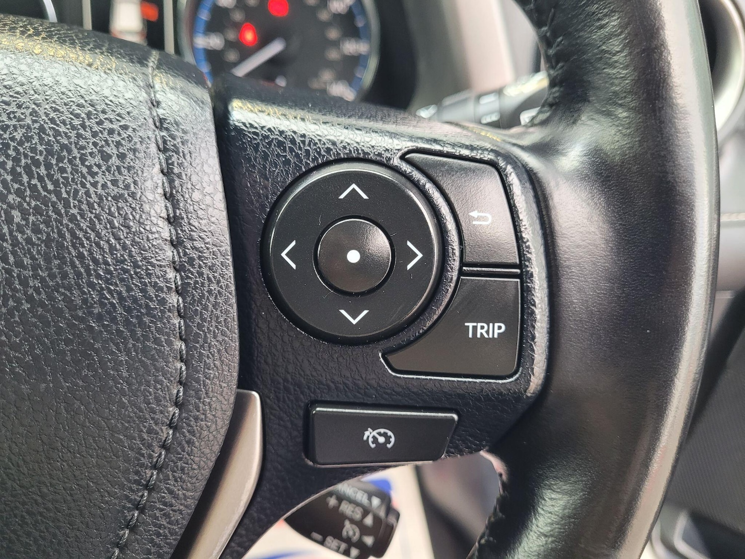 Used Toyota RAV4 2016 for sale - 76831777: Photo 51