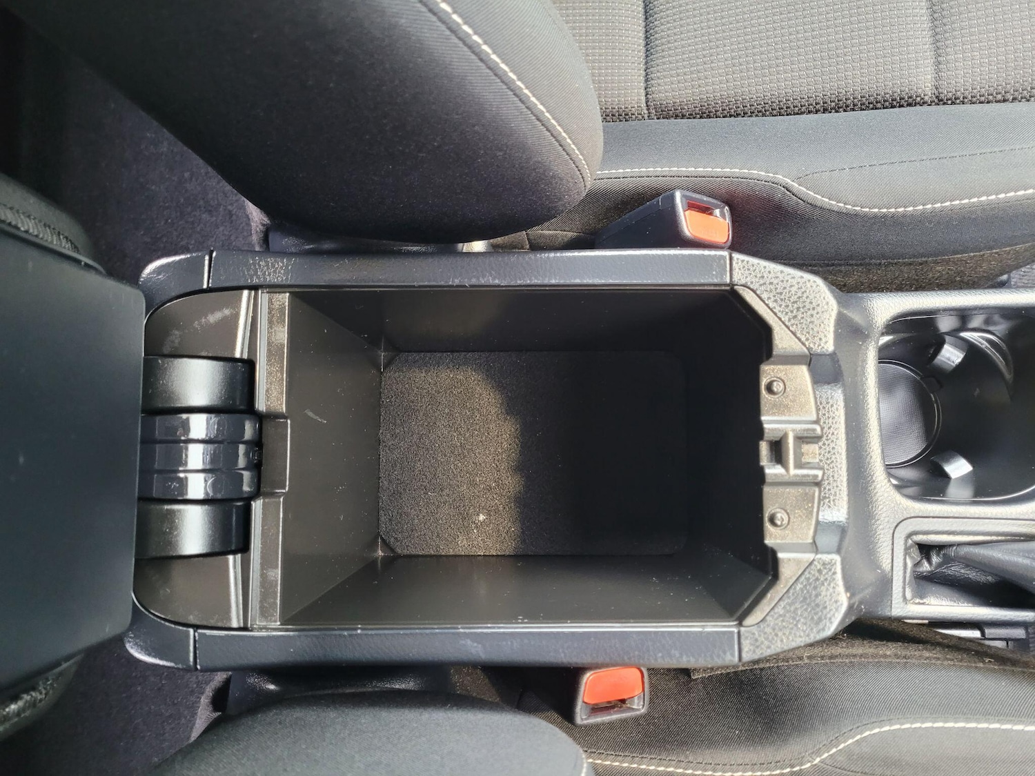 Used Toyota RAV4 2016 for sale - 76831777: Photo 60