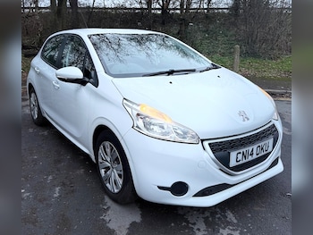 Used Peugeot 208 2014 for sale - 77327178: Photo