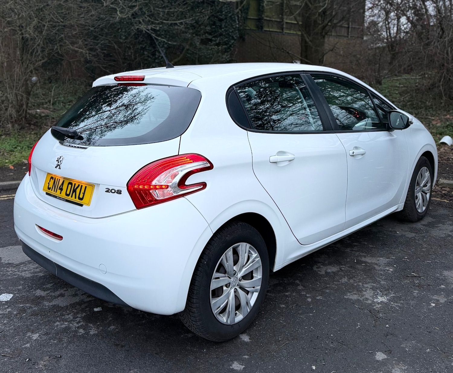 Used Peugeot 208 2014 for sale - 77327178: Photo 3