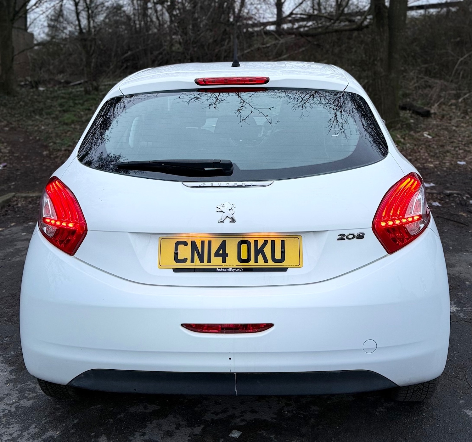Used Peugeot 208 2014 for sale - 77327178: Photo 4