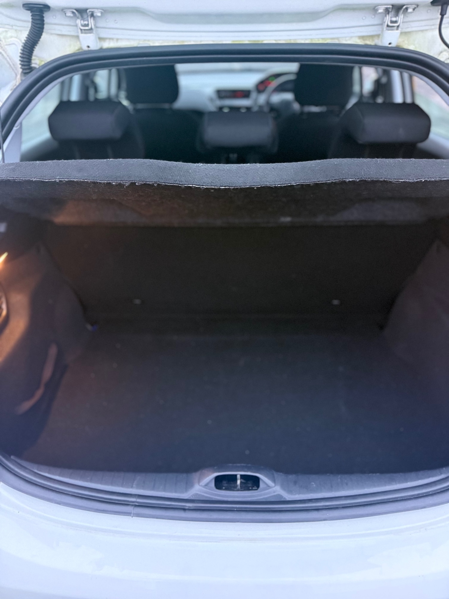 Used Peugeot 208 2014 for sale - 77327178: Photo 9