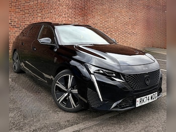 2024 (74) - 1.6 Plug-in Hybrid GT 5dr e-EAT8