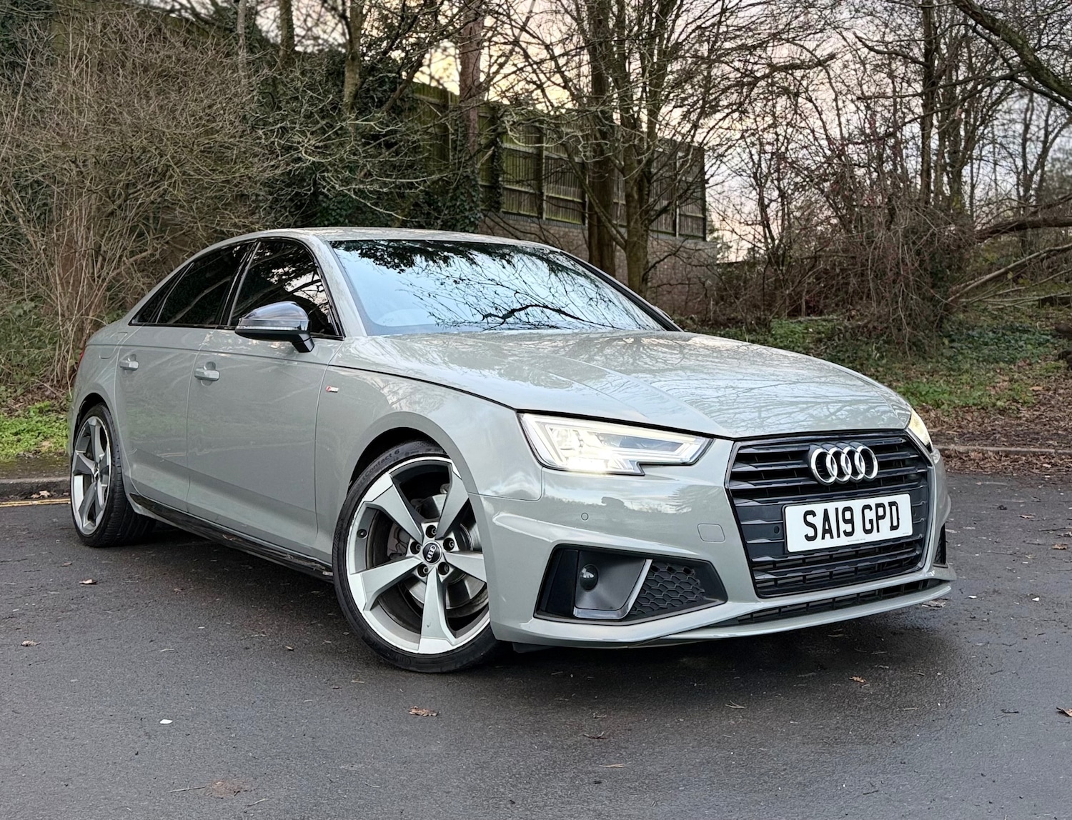 Used Audi A4 2019 for sale - 77127608: Photo 2