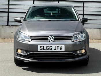 Used Volkswagen Polo 2016 for sale - 78502873: Photo