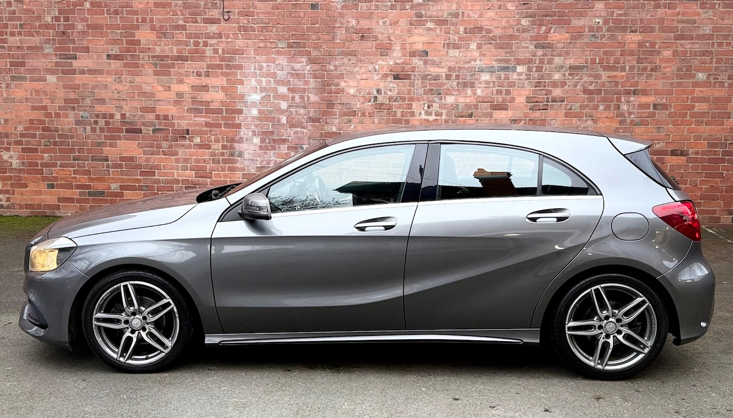 Used Mercedes-Benz A-Class 2016 for sale - 77326976: Photo 11