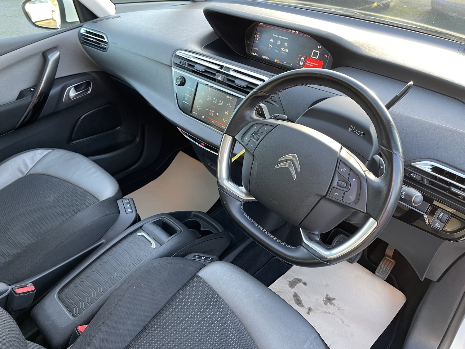 Used Citroen C4 Picasso 2017 for sale - 77008114: Photo 13