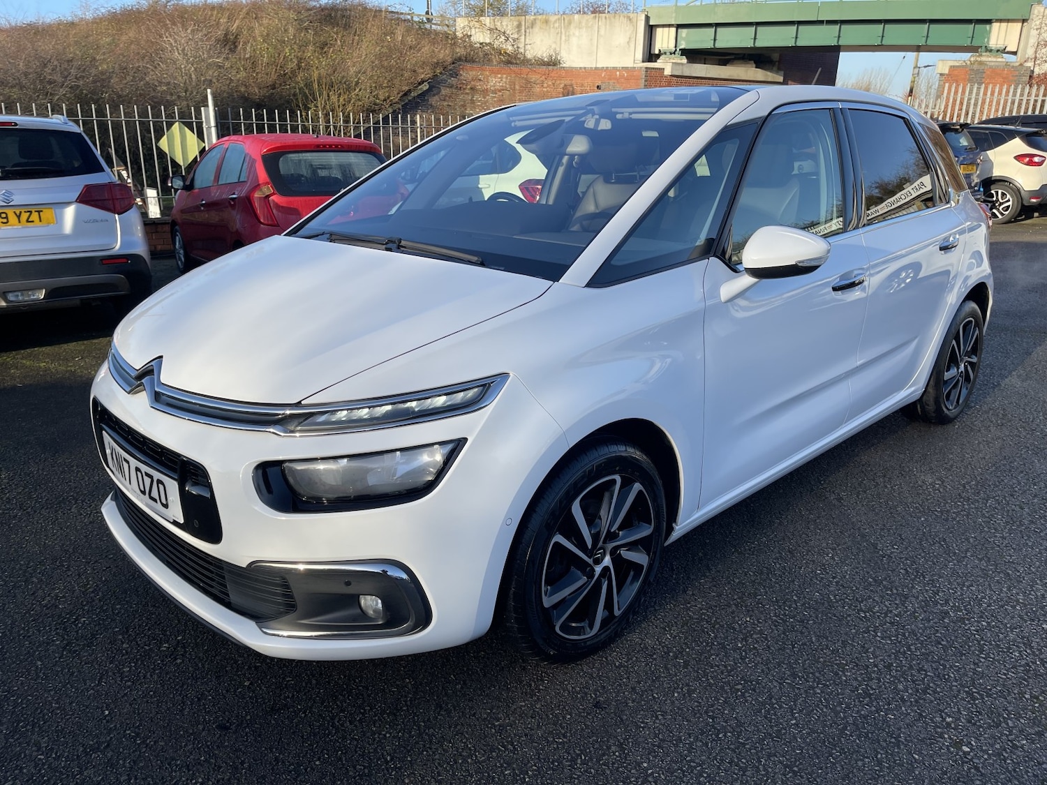 Used Citroen C4 Picasso 2017 for sale - 77008114: Photo 2