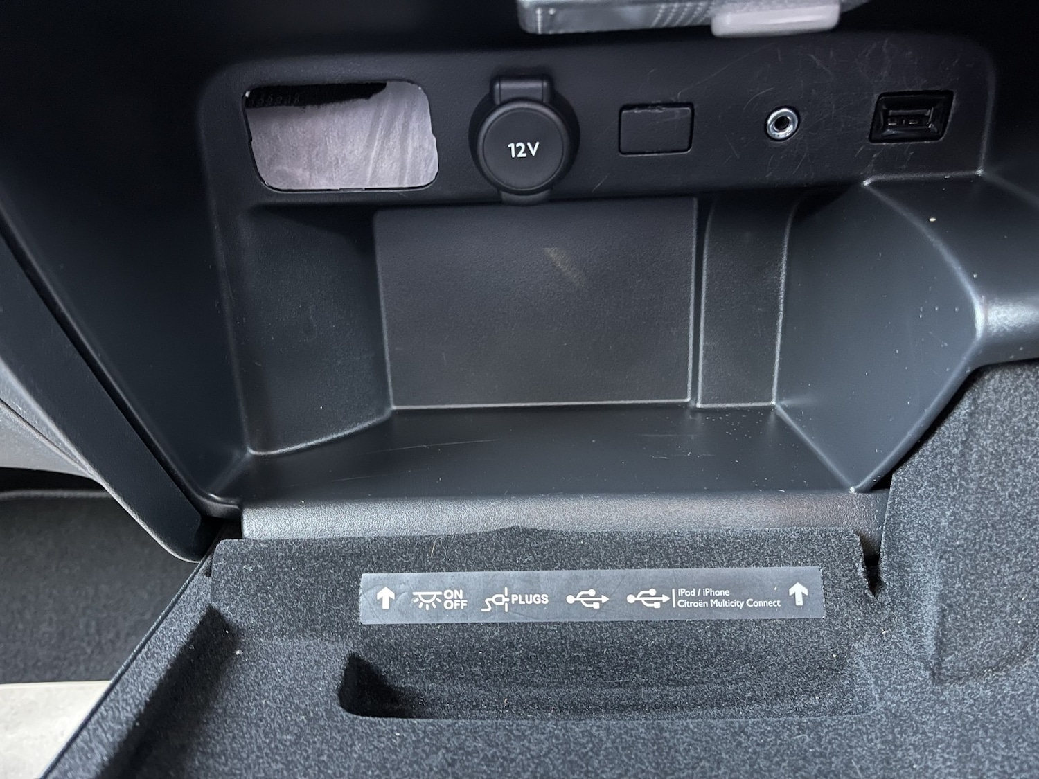 Used Citroen C4 Picasso 2017 for sale - 77008114: Photo 37