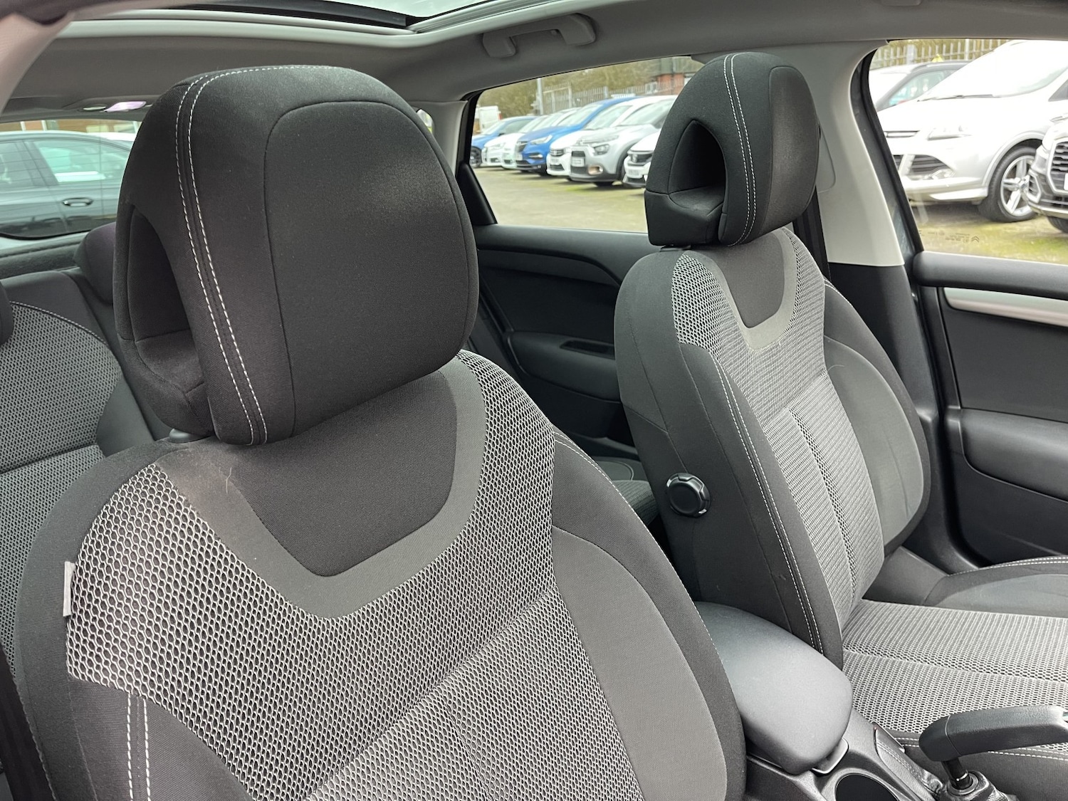 Used Citroen C4 2015 for sale - 77681825: Photo 19