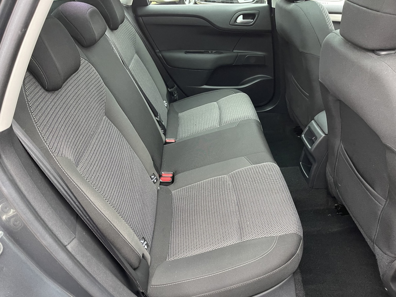 Used Citroen C4 2015 for sale - 77681825: Photo 21