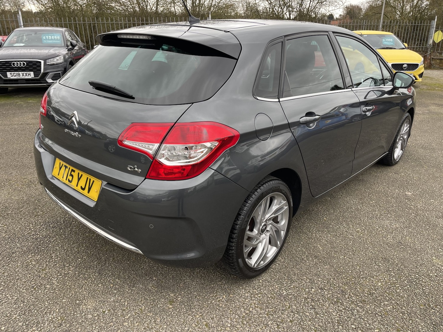 Used Citroen C4 2015 for sale - 77681825: Photo 4