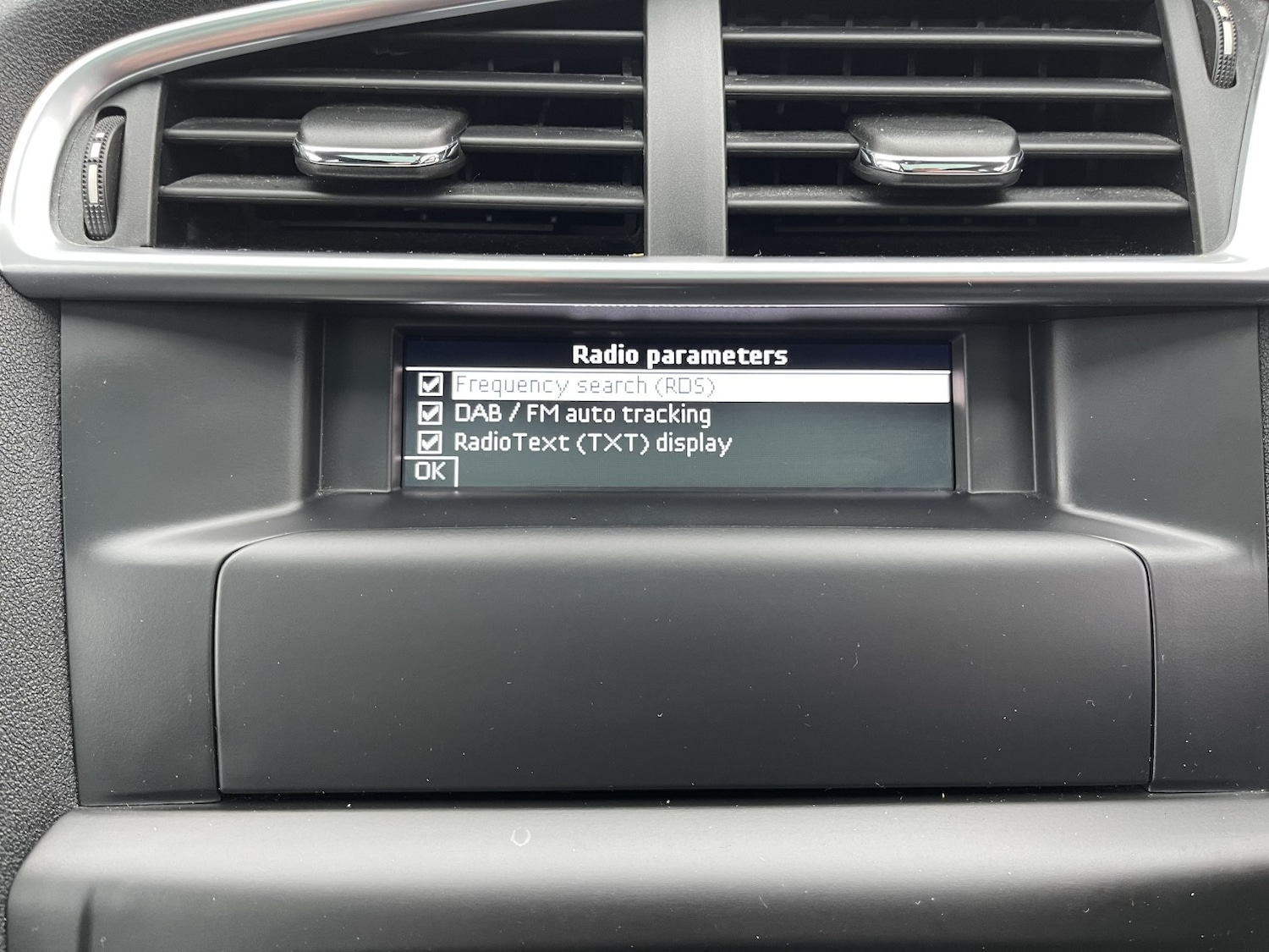 Used Citroen C4 2015 for sale - 77681825: Photo 51