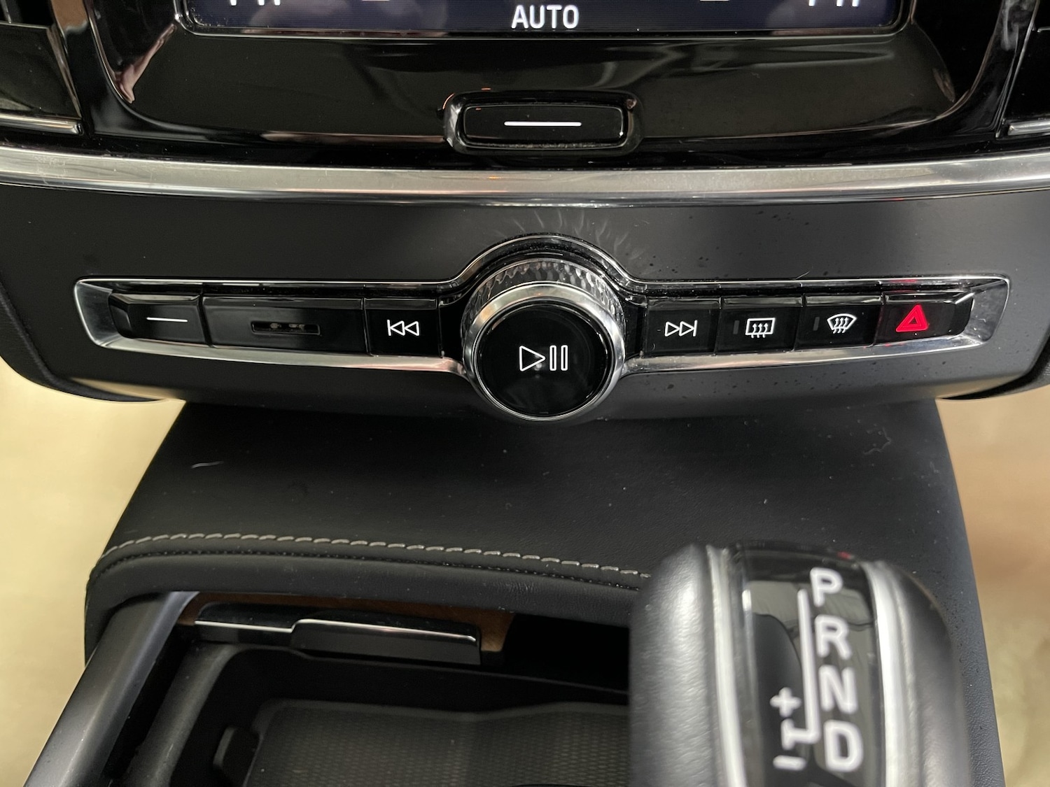 Used Volvo S90 2018 for sale - 77622440: Photo 45