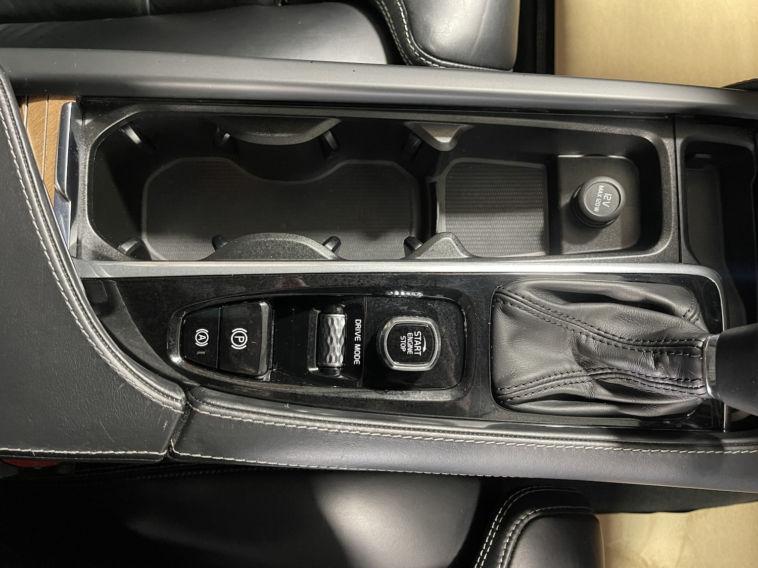 Used Volvo S90 2018 for sale - 77622440: Photo 48