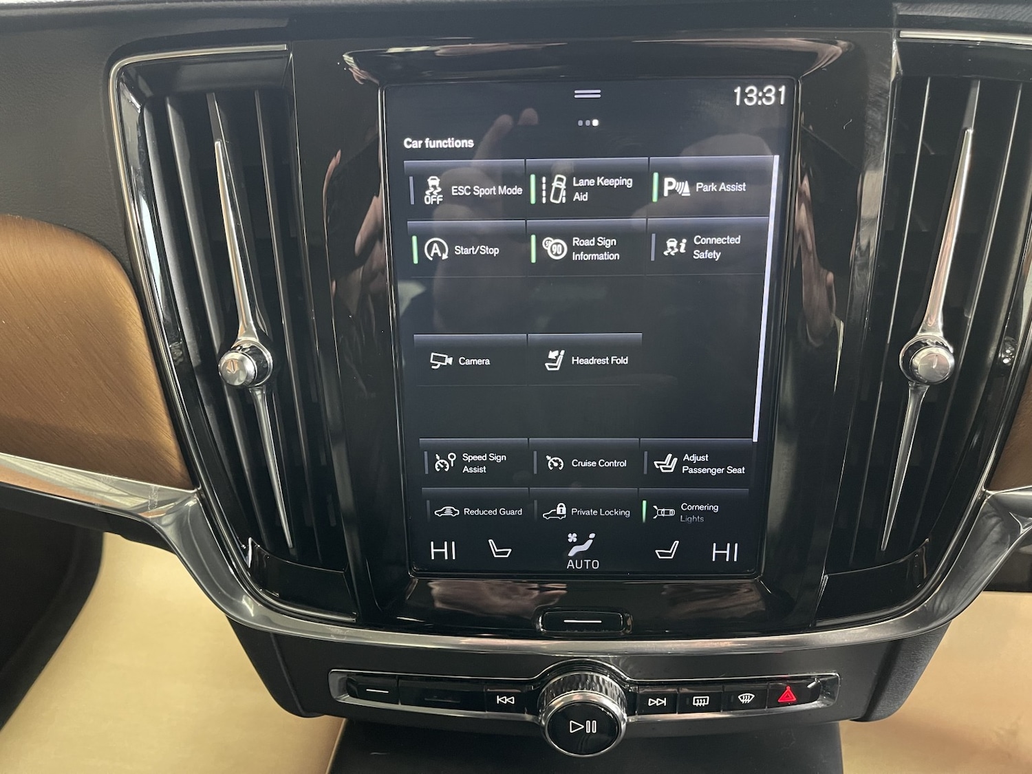 Used Volvo S90 2018 for sale - 77622440: Photo 50