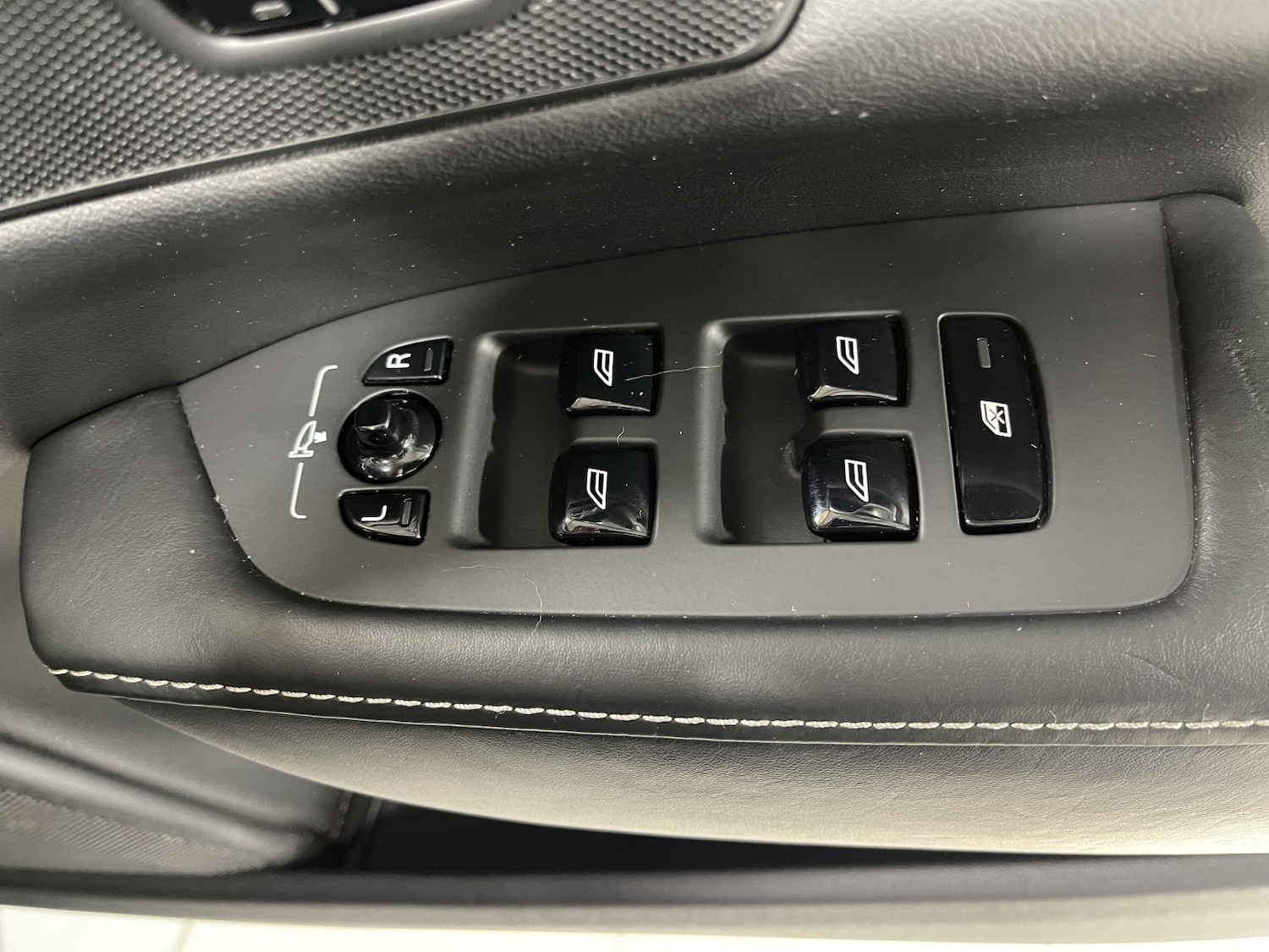 Used Volvo S90 2018 for sale - 77622440: Photo 53