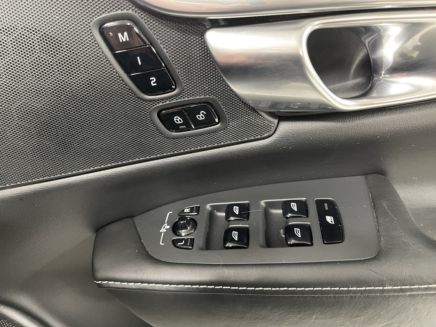 Used Volvo S90 2018 for sale - 77622440: Photo 54