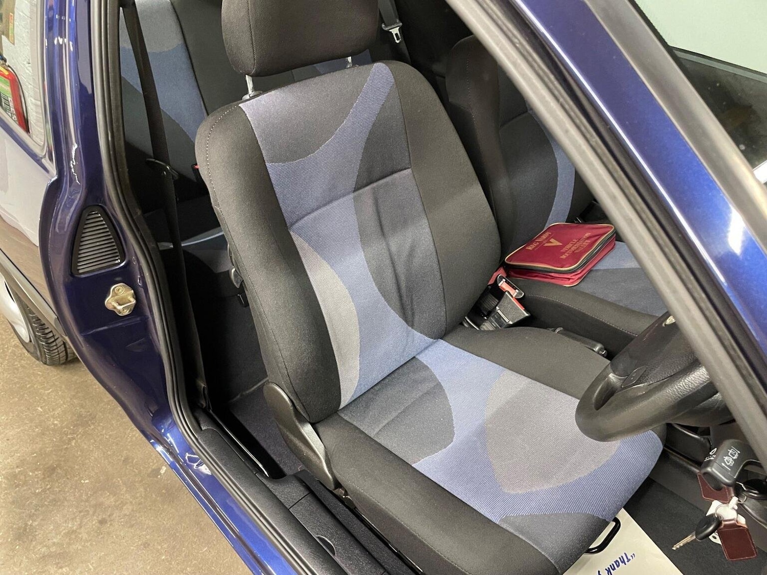 Used Vauxhall Corsa 1999 for sale - 77357249: Photo 22