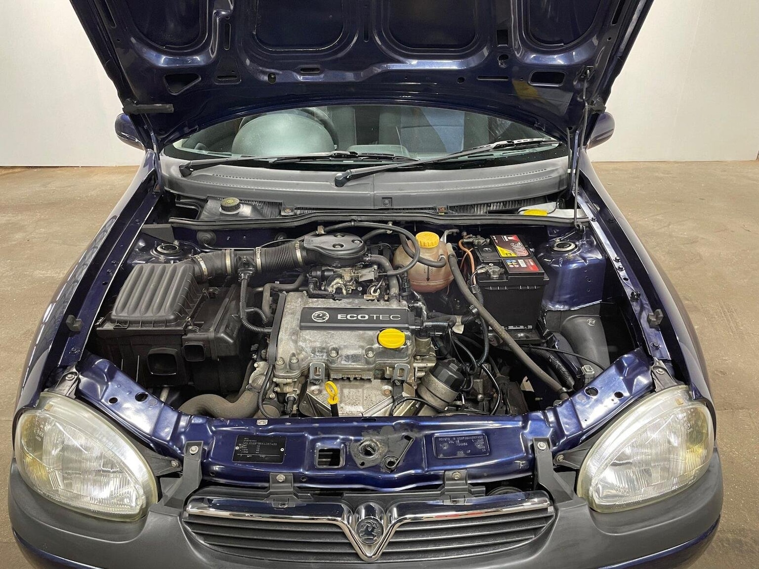 Used Vauxhall Corsa 1999 for sale - 77357249: Photo 23