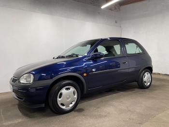 Used Vauxhall Corsa 1999 for sale - 77357249: Photo