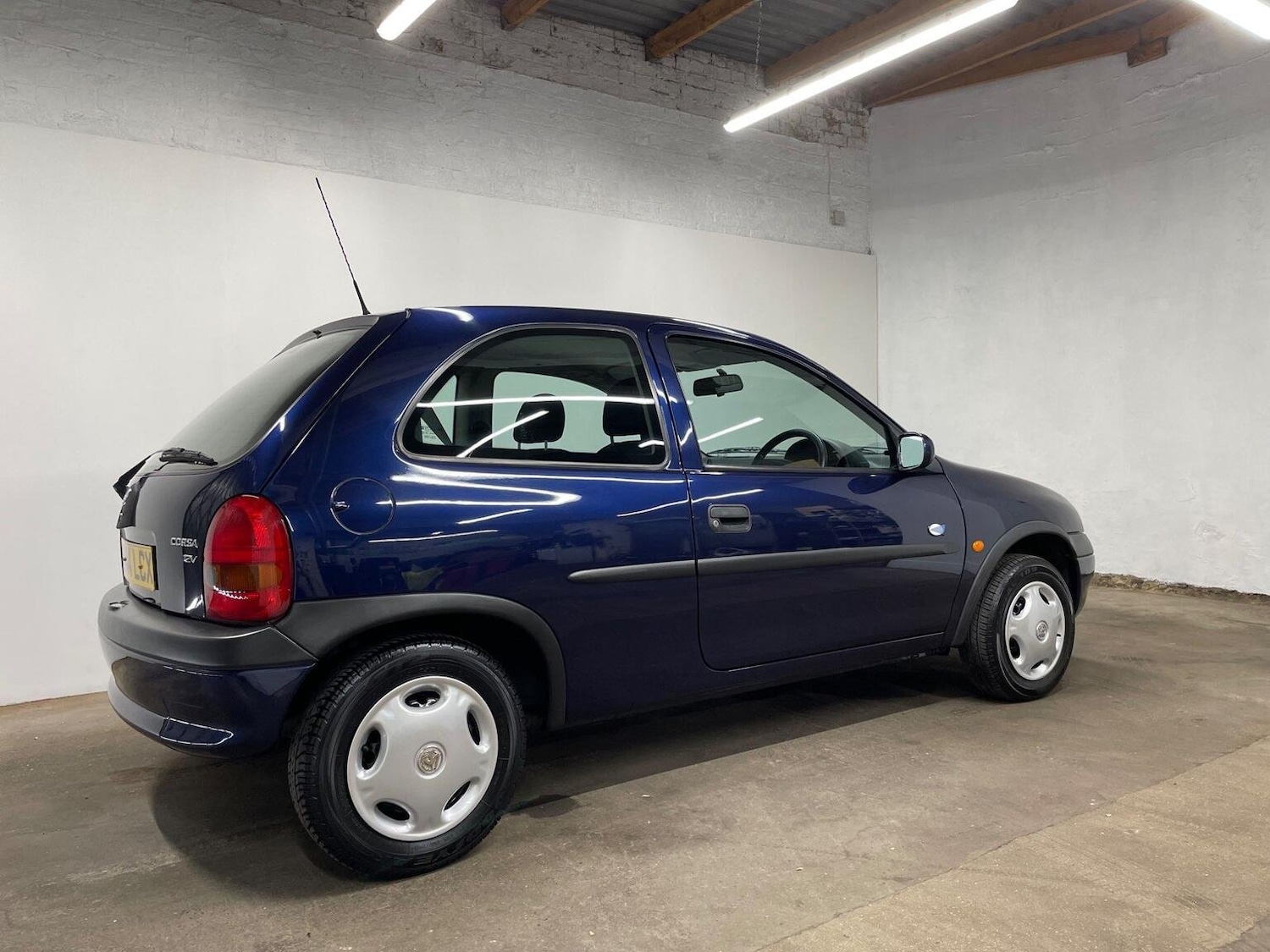Used Vauxhall Corsa 1999 for sale - 77357249: Photo 7