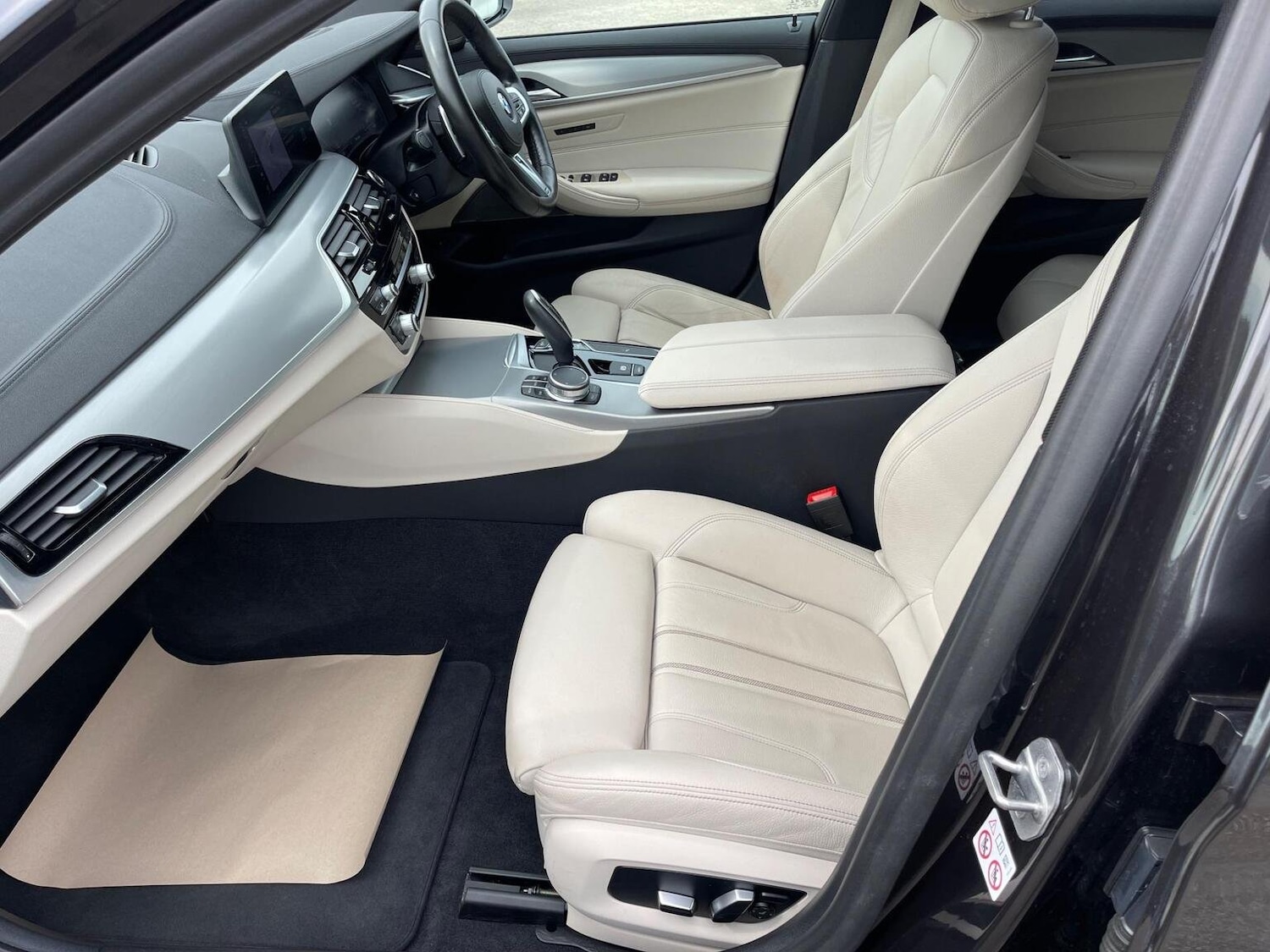 Used BMW 5 Series 2020 for sale - 76712735: Photo 23