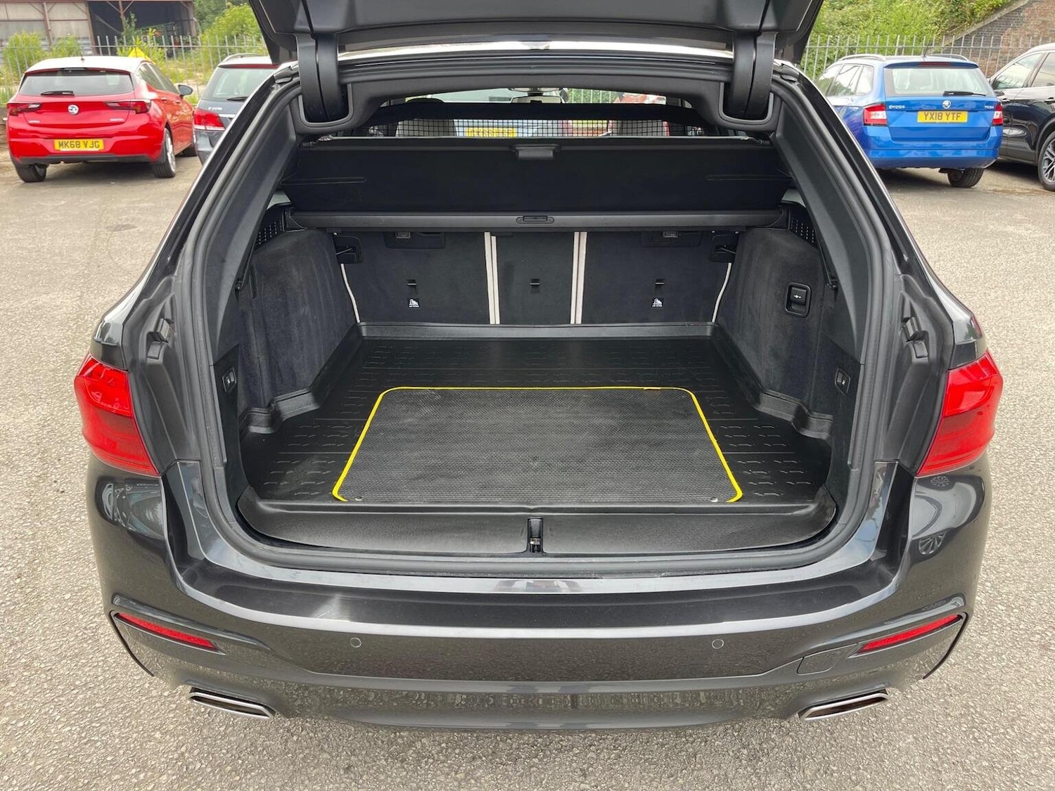 Used BMW 5 Series 2020 for sale - 76712735: Photo 9