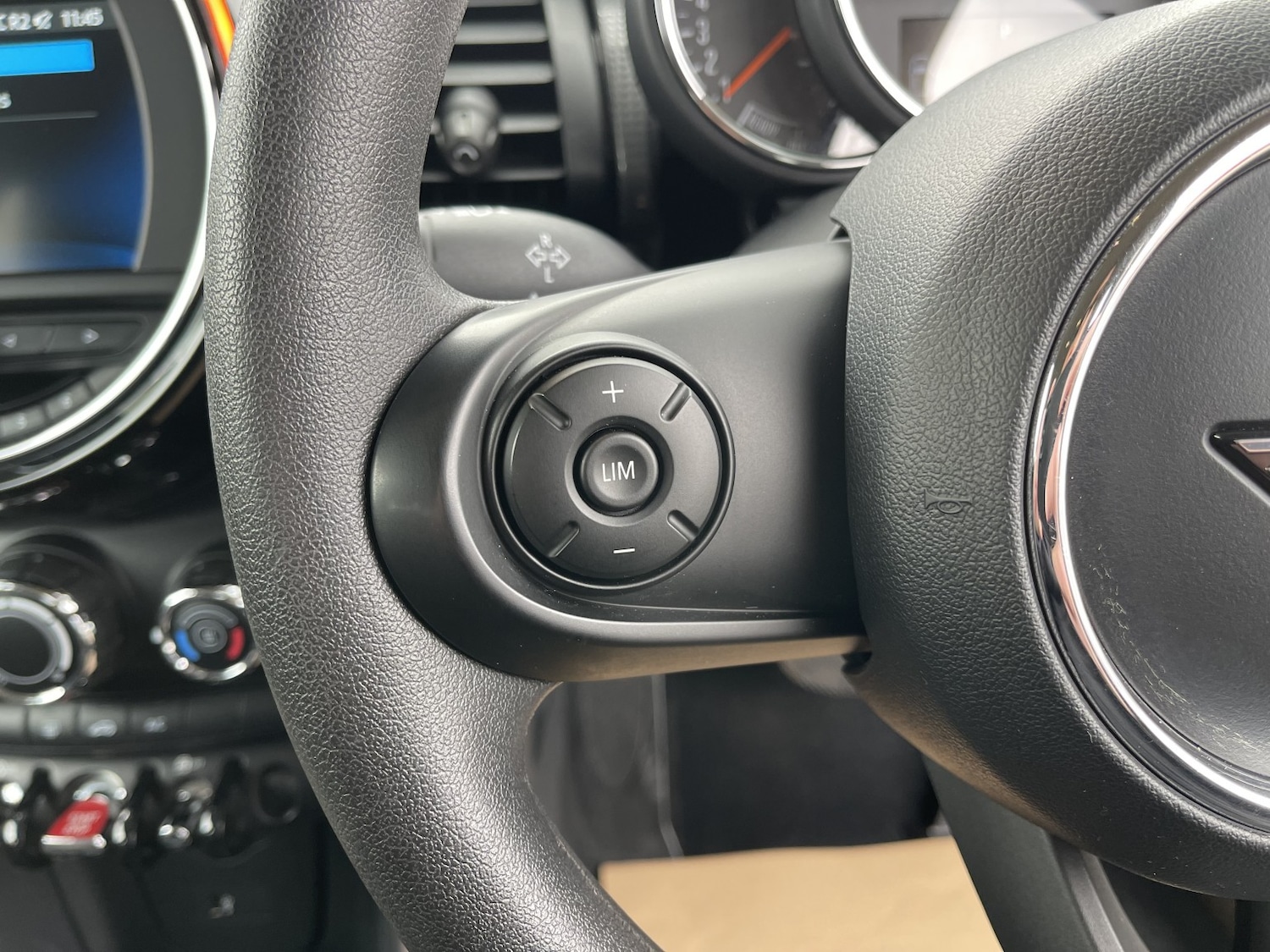 Used MINI Hatch 2019 for sale - 77851262: Photo 32