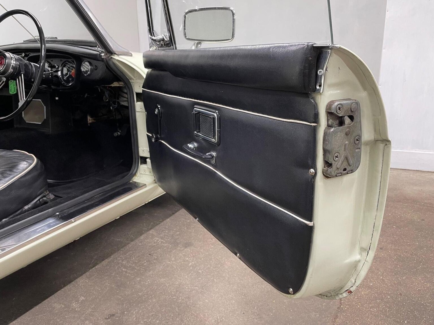 Used MG MGC 1968 for sale - 77251303: Photo 14