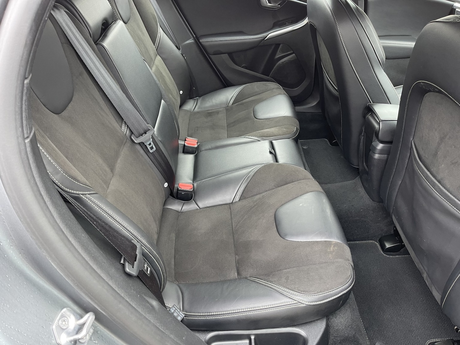 Used Volvo V40 2018 for sale - 77438461: Photo 17