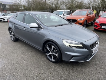 Volvo V40 feature image