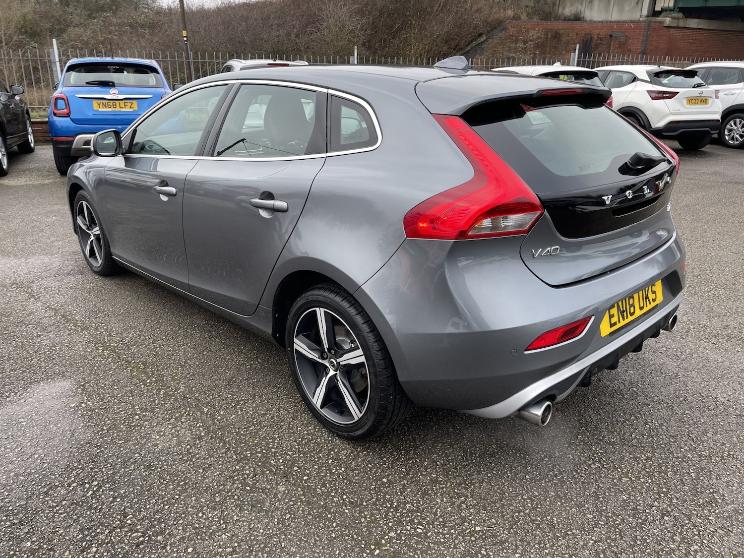 Used Volvo V40 2018 for sale - 77438461: Photo 3