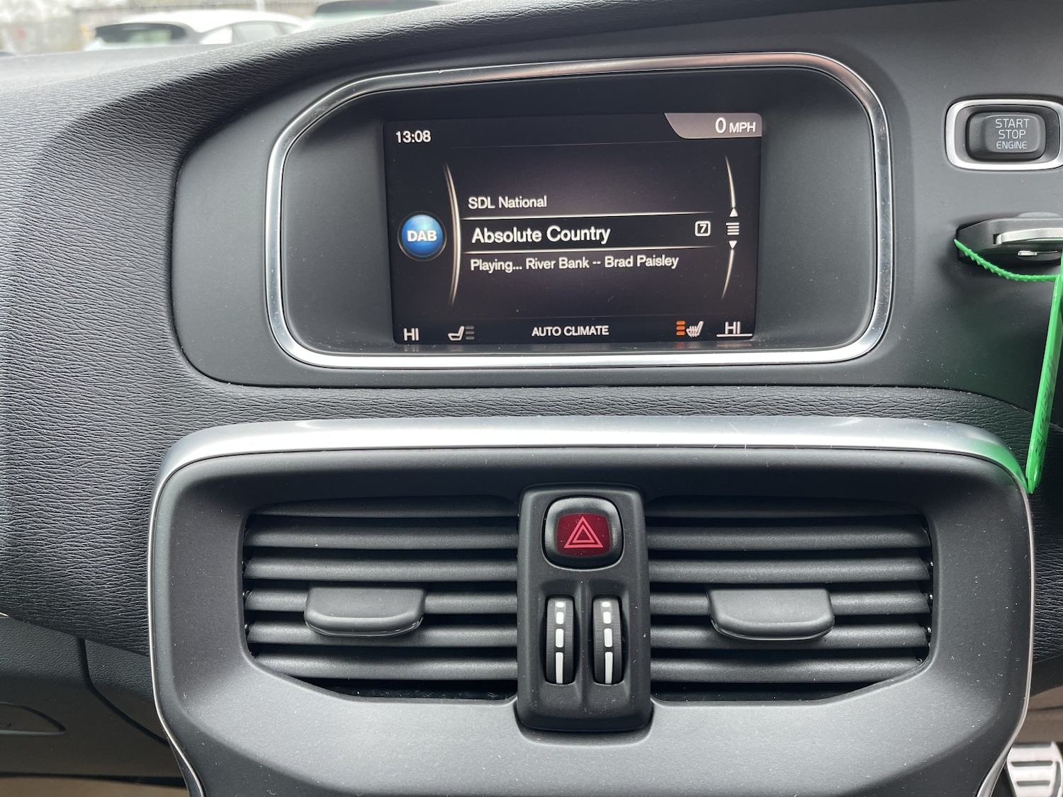 Used Volvo V40 2018 for sale - 77438461: Photo 34