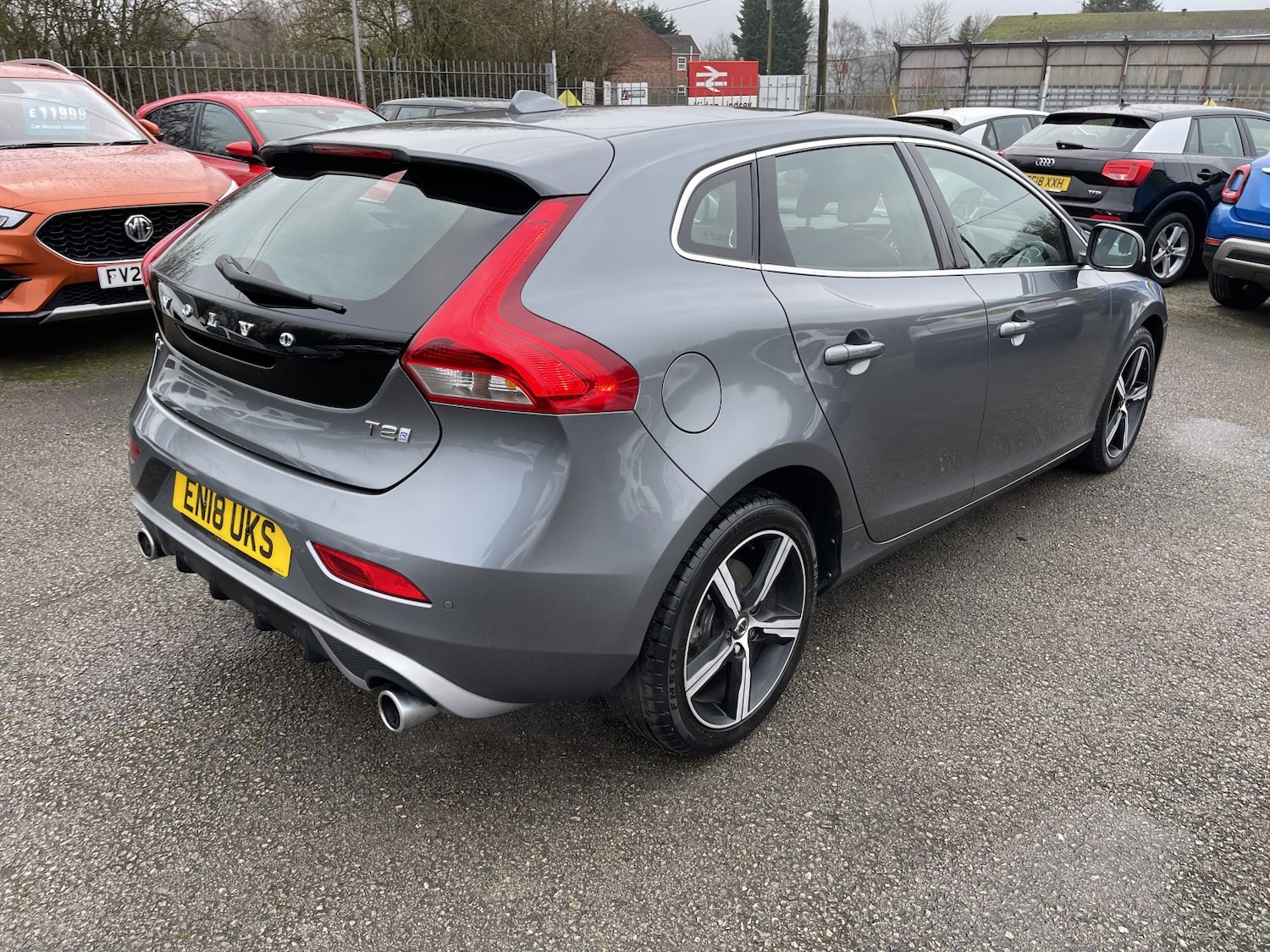 Used Volvo V40 2018 for sale - 77438461: Photo 6