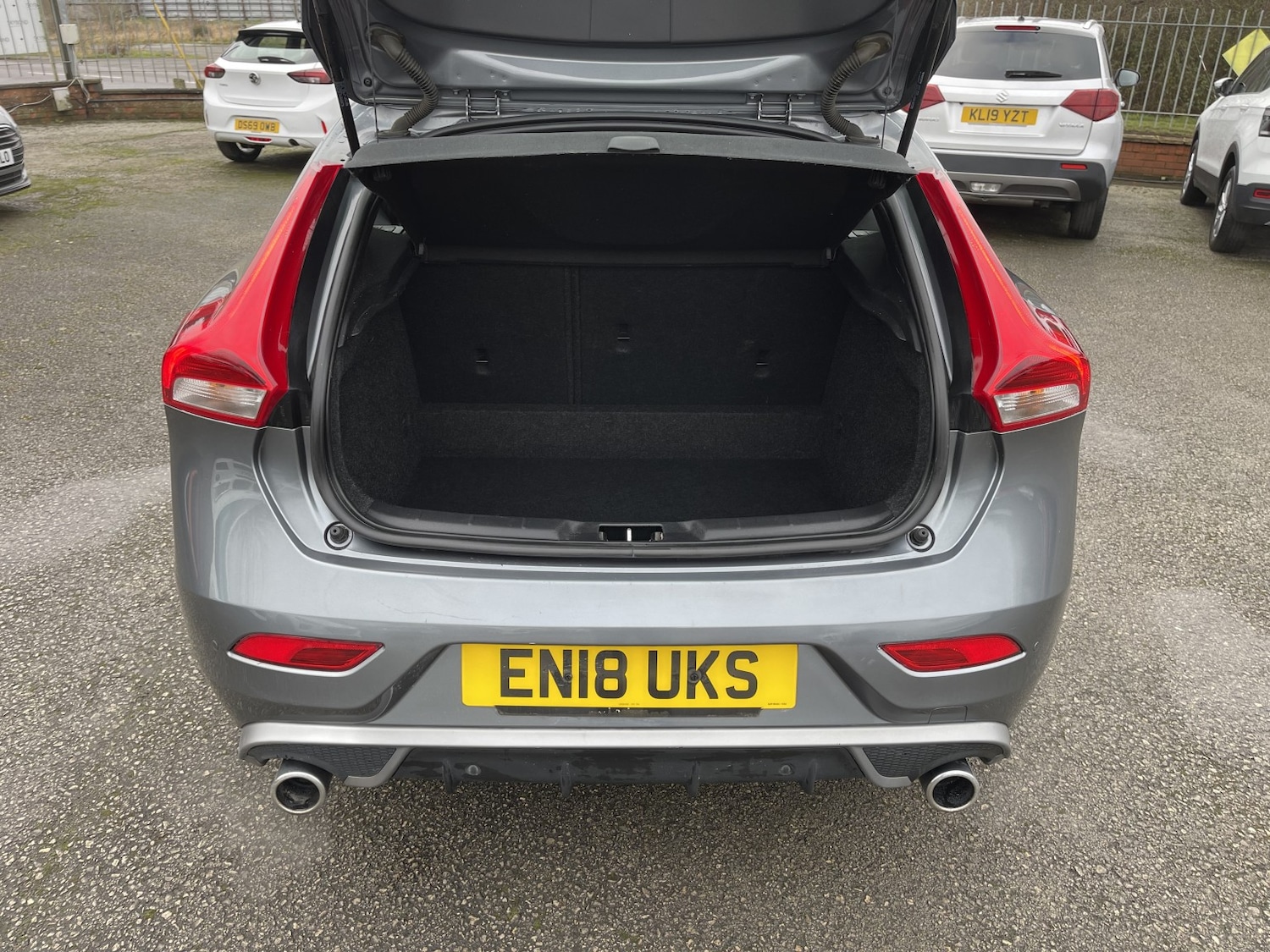 Used Volvo V40 2018 for sale - 77438461: Photo 7